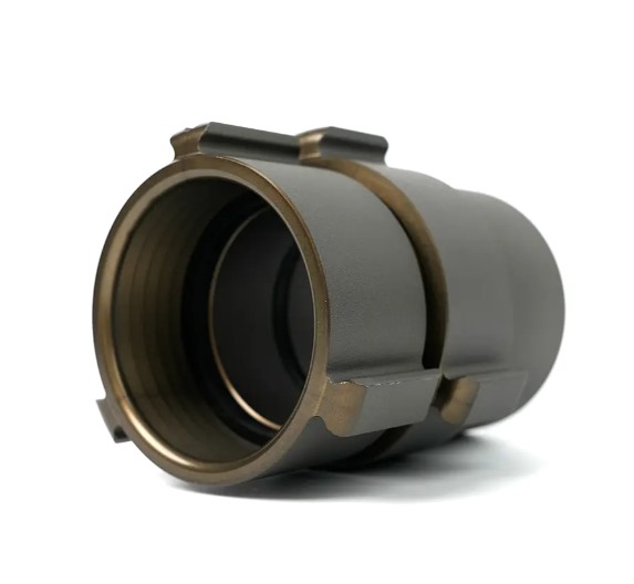 Hvordan tilslutter man NH -ildslangekoblingen til ildslangen?